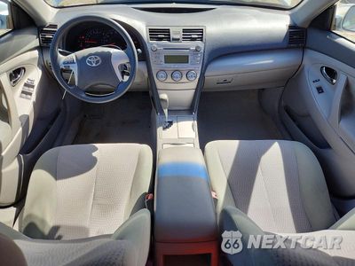 Zdjęcie 8 z 12 samochodu: 2010 TOYOTA CAMRY LE V6 VIN:4T1BK3EK1AU110916 - miniatura