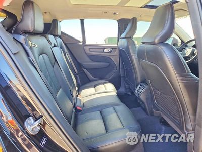 Zdjęcie 11 z 13 samochodu: 2022 VOLVO XC40 T5 INSCRIPTION VIN:YV4162UL0N2756732 - miniatura
