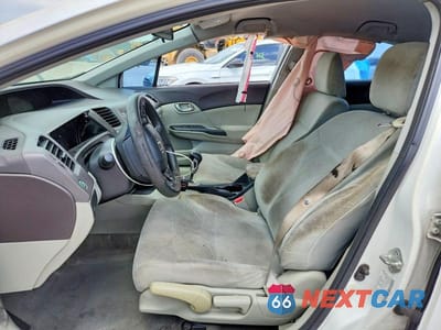 Zdjęcie 7 z 12 samochodu: 2012 HONDA CIVIC HF VIN:2HGFB2F6XCH554885 - miniatura