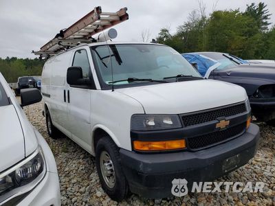 Czwarte zdjęcie samochodu z boku: 2020 CHEVROLET EXPRESS G2500 VIN:1GCWGAFG7L1271071 - miniatura