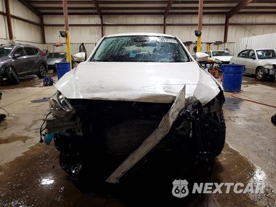Piąte zdjęcie samochodu w środku: 2019 MAZDA CX-3 TOURING VIN:JM1DKFC72K0441123 - miniatura