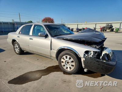 Czwarte zdjęcie samochodu z boku: 2004 MERCURY GRAND MARQUIS LS VIN:2MEFM75W04X657665 - miniatura