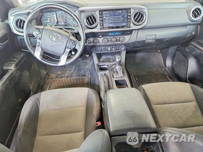 Zdjęcie 8 z 12 samochodu: 2021 TOYOTA TACOMA TRD OFF-ROAD VIN:3TMCZ5AN6MM437238 - miniatura