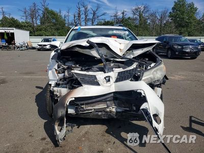 Piąte zdjęcie samochodu w środku: 2015 TOYOTA RAV4 XLE VIN:JTMRFREV7FD114318 - miniatura