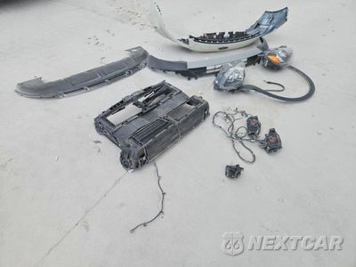 Zdjęcie 13 z 14 samochodu: 2020 FORD ESCAPE TITANIUM VIN:1FMCU0DZ7LUC31674 - miniatura