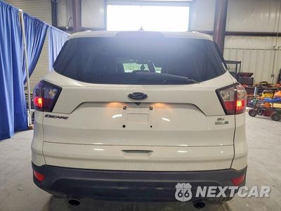 Zdjęcie 6 z 13 samochodu: 2018 FORD ESCAPE SE VIN:1FMCU9GDXJUA29946 - miniatura