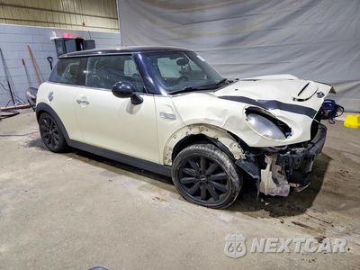 Czwarte zdjęcie samochodu z boku: 2014 MINI COOPER S VIN:WMWXM7C55ET970769 - miniatura
