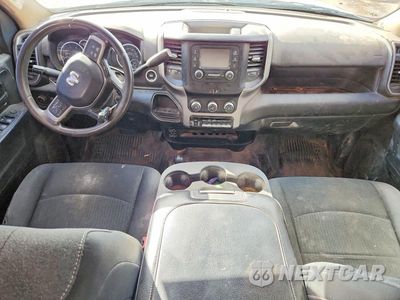 Zdjęcie 8 z 13 samochodu: 2020 RAM 3500 VIN:3C7WRTCLXLG234317 - miniatura