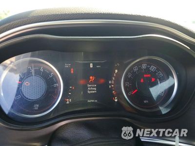 Zdjęcie 9 z 12 samochodu: 2018 DODGE CHALLENGER SXT VIN:2C3CDZAG5JH172012 - miniatura