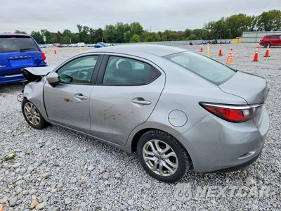 Drugie zdjęcie samochodu z przodu: 2016 SCION IA BASE VIN:3MYDLBZV9GY134820 - miniatura