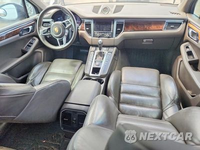 Zdjęcie 8 z 12 samochodu: 2016 PORSCHE MACAN S VIN:WP1AB2A56GLB58970 - miniatura