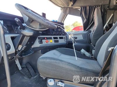 Zdjęcie 7 z 12 samochodu: 2020 FREIGHTLINER CASCADIA 126 SEMI TRUCK VIN:1FUJHHDR0LLKV8180 - miniatura