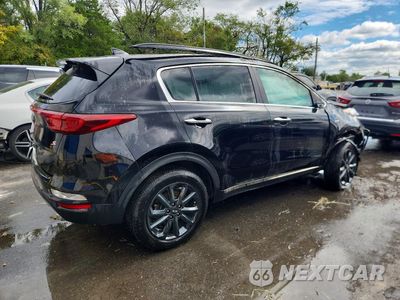 Trzecie zdjęcie samochodu z tyłu: 2020 KIA SPORTAGE S VIN:KNDP6CAC6L7715688 - miniatura
