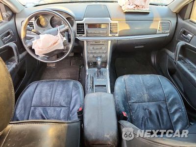 Zdjęcie 8 z 13 samochodu: 2012 LINCOLN MKZ VIN:3LNHL2JC6CR807251 - miniatura