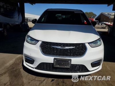 Piąte zdjęcie samochodu w środku: 2024 CHRYSLER PACIFICA TOURING L VIN:2C4RC1BG2RR106449 - miniatura