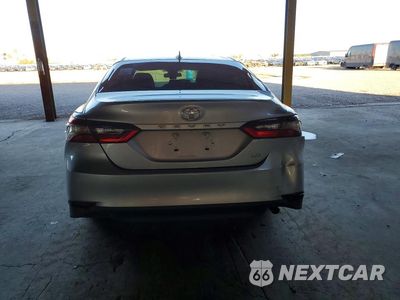 Zdjęcie 6 z 12 samochodu: 2022 TOYOTA CAMRY LE VIN:4T1C11AK1NU648376 - miniatura