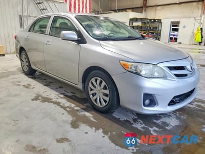 Czwarte zdjęcie samochodu z boku: 2011 TOYOTA COROLLA LE VIN:JTDBU4EE1B9140193 - miniatura