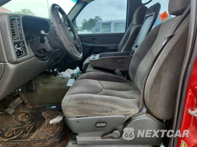 Zdjęcie 7 z 12 samochodu: 2005 CHEVROLET SILVERADO K2500 HEAVY DUTY VIN:1GCHK232X5F914413 - miniatura