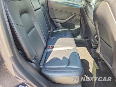 Zdjęcie 10 z 13 samochodu: 2021 TESLA MODEL Y VIN:5YJYGDEE3MF265822 - miniatura