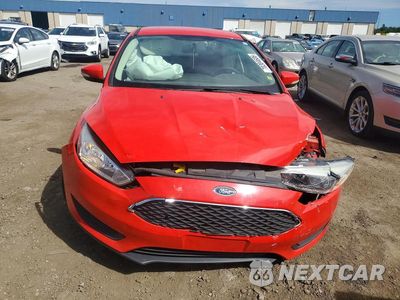 Piąte zdjęcie samochodu w środku: 2017 FORD FOCUS SE VIN:1FADP3F23HL347104 - miniatura