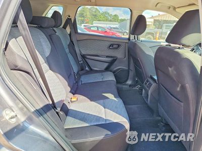 Zdjęcie 11 z 13 samochodu: 2021 NISSAN ROGUE S VIN:JN8AT3AAXMW004729 - miniatura