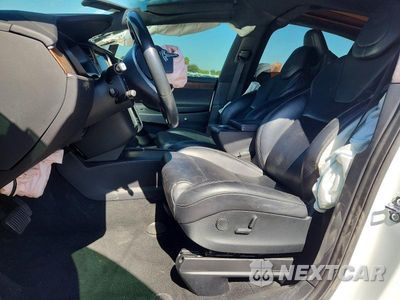 Zdjęcie 7 z 13 samochodu: 2018 TESLA MODEL X VIN:5YJXCBE2XJF104512 - miniatura