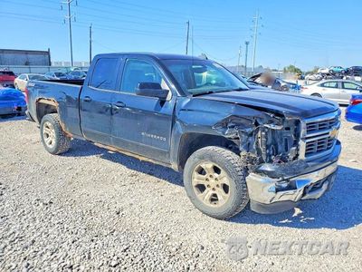 Czwarte zdjęcie samochodu z boku: 2015 CHEVROLET SILVERADO K1500 LT VIN:1GCVKREC3FZ204898 - miniatura