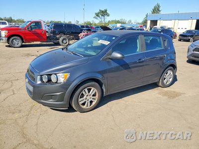 2013 CHEVROLET SONIC LT 1G1JC6SH4D4117041 - główne zdjęcie licytacji z USA - miniatura