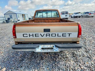 Zdjęcie 6 z 12 samochodu: 1990 CHEVROLET GMT-400 C2500 VIN:1GCGC24K4LE181088 - miniatura