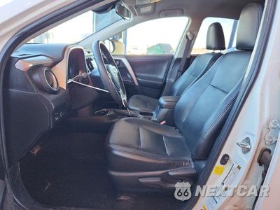 Zdjęcie 7 z 13 samochodu: 2018 TOYOTA RAV4 LE VIN:JTMBFREVXJJ212271 - miniatura