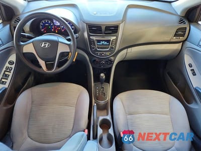 Zdjęcie 8 z 12 samochodu: 2016 HYUNDAI ACCENT SE VIN:KMHCT4AE1GU043511 - miniatura