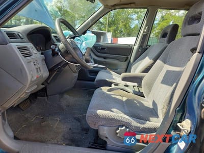 Zdjęcie 7 z 13 samochodu: 1998 HONDA CR-V LX VIN:JHLRD284XWC017655 - miniatura
