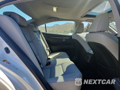 Zdjęcie 10 z 12 samochodu: 2017 LEXUS ES 300H VIN:JTHBW1GG4H2137165 - miniatura