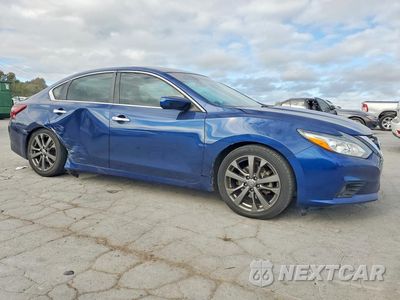 Czwarte zdjęcie samochodu z boku: 2018 NISSAN ALTIMA 2.5 SR VIN:1N4AL3AP2JC225423 - miniatura