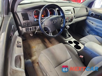 Zdjęcie 8 z 12 samochodu: 2006 TOYOTA TACOMA V6 VIN:5TEUU42N36Z150957 - miniatura