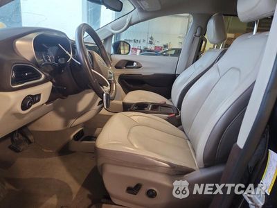 Zdjęcie 7 z 13 samochodu: 2018 CHRYSLER PACIFICA TOURING L VIN:2C4RC1BG2JR133008 - miniatura