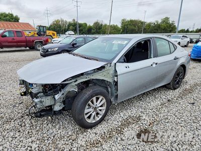 2026 TOYOTA CAMRY LE 4T1DAACK0TU228610 - główne zdjęcie licytacji z USA - miniatura