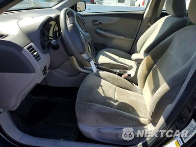 Zdjęcie 7 z 13 samochodu: 2010 TOYOTA COROLLA LE VIN:1NXBU4EE1AZ254136 - miniatura