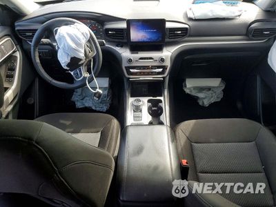 Zdjęcie 8 z 14 samochodu: 2024 FORD EXPLORER XLT VIN:1FMSK7DH4RGA39797 - miniatura
