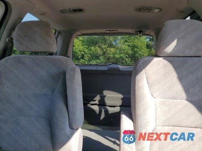 Zdjęcie 10 z 13 samochodu: 2003 HONDA ODYSSEY EX VIN:5FNRL18633B154284 - miniatura
