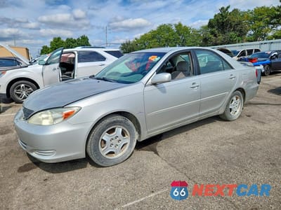 2003 TOYOTA CAMRY LE 4T1BE32K33U217416 - główne zdjęcie licytacji z USA - miniatura