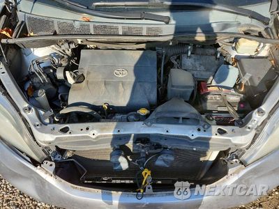 Zdjęcie 12 z 14 samochodu: 2015 TOYOTA SIENNA LE VIN:5TDKK3DC0FS621642 - miniatura