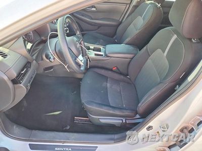 Zdjęcie 7 z 12 samochodu: 2025 NISSAN SENTRA SV VIN:3N1AB8CVXSY227812 - miniatura