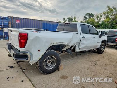 Trzecie zdjęcie samochodu z tyłu: 2020 CHEVROLET SILVERADO K3500 LTZ VIN:1GC4YUEYXLF273657 - miniatura