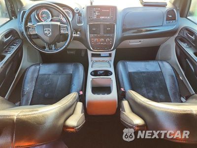 Zdjęcie 8 z 13 samochodu: 2017 DODGE GRAND CARAVAN SXT VIN:2C4RDGCG2HR806923 - miniatura
