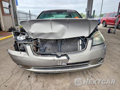 Piąte zdjęcie samochodu w środku: 2005 NISSAN ALTIMA 2.5 VIN:1N4AL11D25N408194 - miniatura