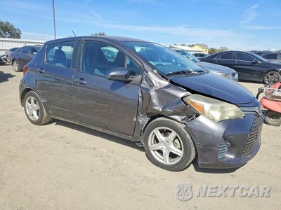 Czwarte zdjęcie samochodu z boku: 2015 TOYOTA YARIS 5-DOOR L VIN:VNKKTUD36FA045062 - miniatura