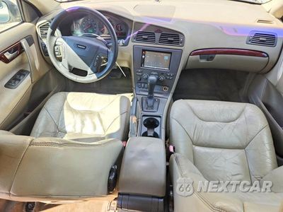 Zdjęcie 8 z 14 samochodu: 2001 VOLVO V70 2.4T VIN:YV1SW58D911011189 - miniatura