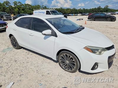 Czwarte zdjęcie samochodu z boku: 2015 TOYOTA COROLLA S PLUS VIN:5YFBURHE2FP364498 - miniatura