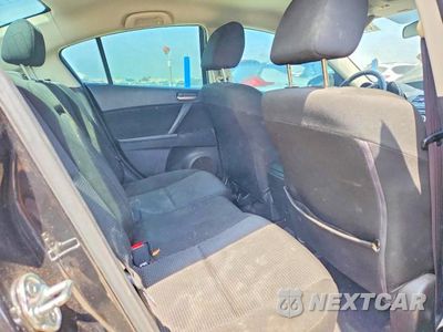 Zdjęcie 10 z 12 samochodu: 2012 MAZDA 3 I VIN:JM1BL1V88C1669152 - miniatura